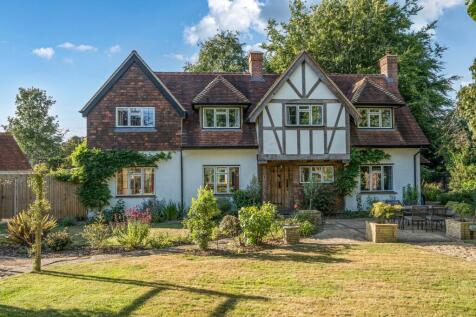 Essendene Road, Caterham CR3 4 bed detached house for sale