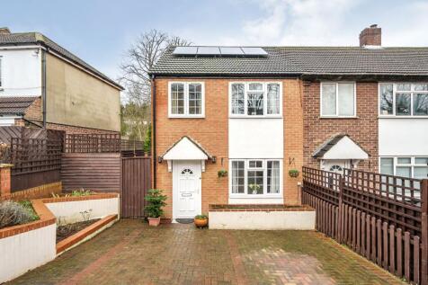 Croydon Road, Caterham CR3 3 bed end of terrace house for sale