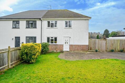 Leazes Avenue, Caterham CR3 3 bed semi