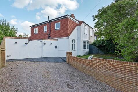5 bedroom semi-detached house for sale