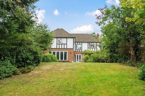 5 bedroom detached house for sale