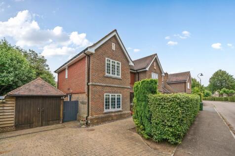 Cayton Road, Coulsdon CR5 4 bed detached house for sale