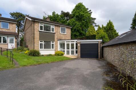 Slines Oak Road, Caterham CR3 3 bed detached house for sale