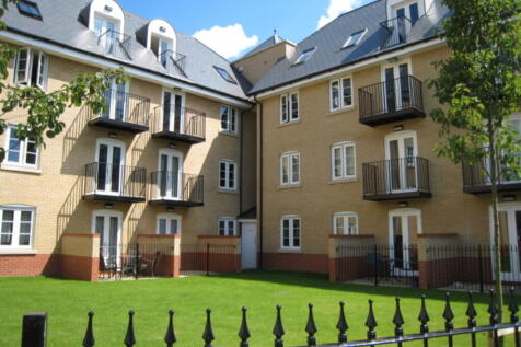 2 bedroom ground floor flat for sale