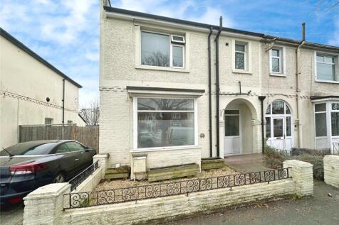 Southampton Road, Portsmouth, Hampshire 3 bed semi