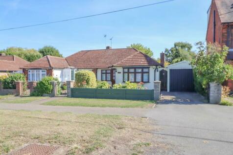 2 bedroom semi-detached bungalow for sale