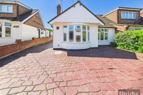 2 bedroom semi-detached bungalow for sale