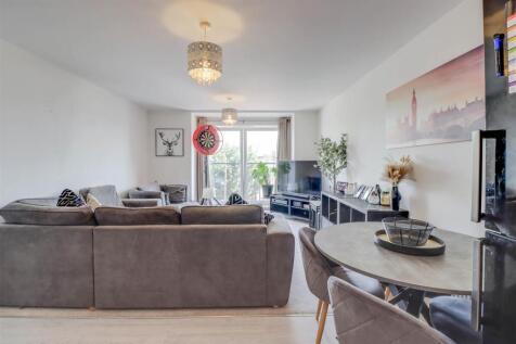 1 bedroom flat for sale