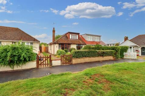 3 bedroom semi-detached bungalow for sale