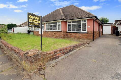 2 bedroom semi-detached bungalow for sale