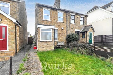 1 bedroom maisonette for sale