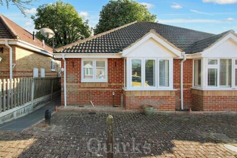 2 bedroom semi-detached bungalow for sale