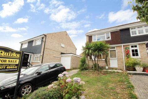 2 bedroom semi-detached house for sale