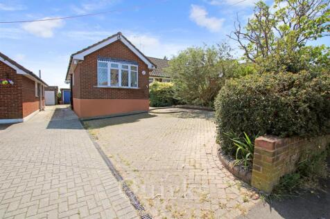 3 bedroom semi-detached bungalow for sale