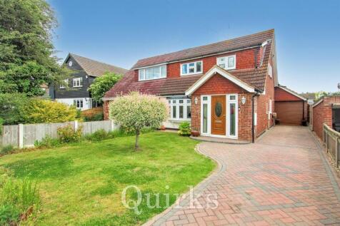 3 bedroom semi-detached house for sale