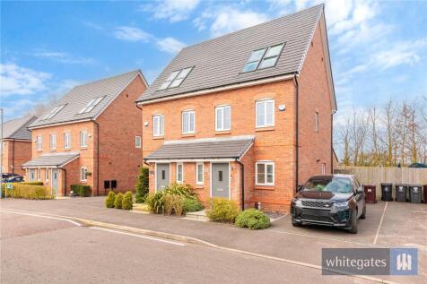 3 bedroom semi-detached house for sale