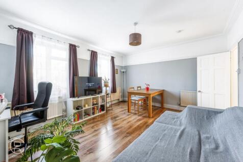Little Ealing Lane, LONDON, W5 2 bed flat for sale