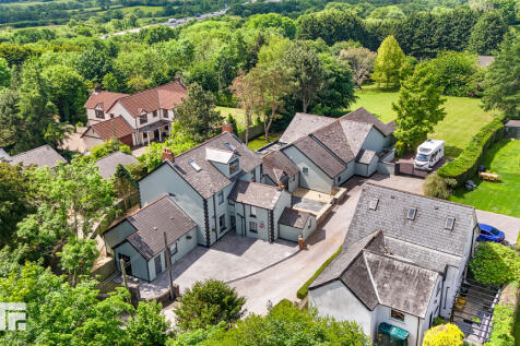 Star Lane, Capel Llanilltern, Cardiff 4 bed detached house for sale