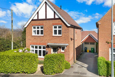 Clos Parc Radur, Radyr, Cardiff 3 bed detached house for sale