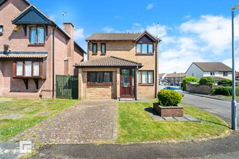 Grantham Close, Cardiff 3 bed detached house for sale