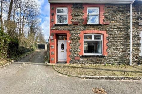 Francis Street, Rhydyfelin, Pontypridd 3 bed end of terrace house for sale