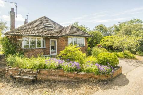 4 bedroom detached bungalow for sale