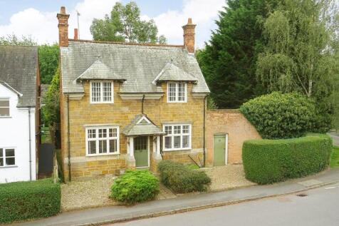 Main Street, Great Bowden 3 bed cottage for sale
