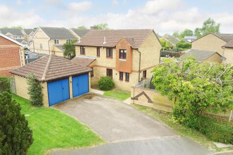 Heycock Close, Fleckney, Leicester 4 bed detached house for sale