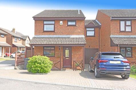 Restharrow Road, Maidstone 4 bed link detached house for sale