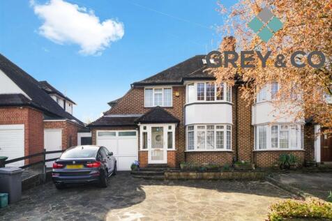 5 bedroom semi-detached house for sale