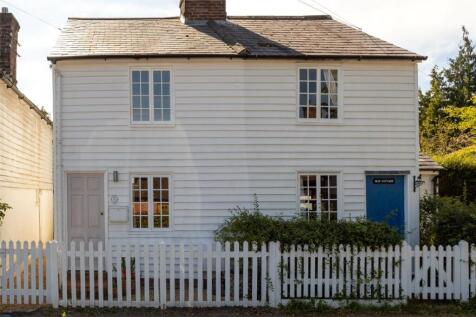 2 bedroom semi-detached house for sale