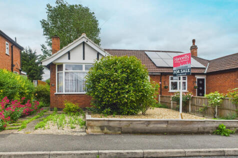 2 bedroom semi-detached bungalow for sale