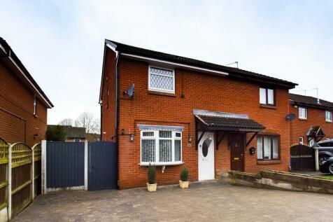 3 bedroom semi-detached house for sale