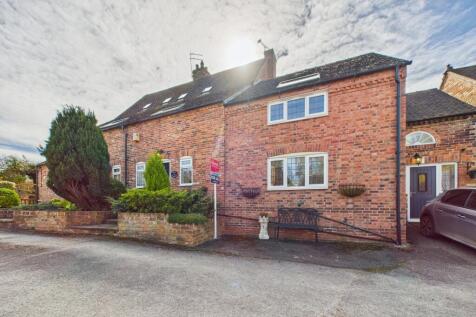 4 bedroom semi-detached house for sale