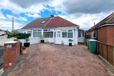 2 bedroom semi-detached bungalow for sale