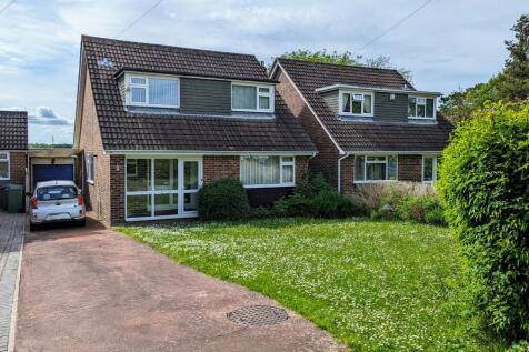 MOUNT DRIVE, CATISFIELD 4 bed detached house for sale