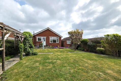 BALMORAL ROAD, FAREHAM 3 bed detached bungalow for sale