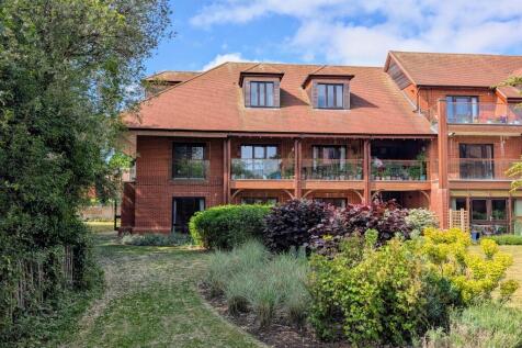 FRIARY MEADOW, TITCHFIELD 2 bed retirement property for sale