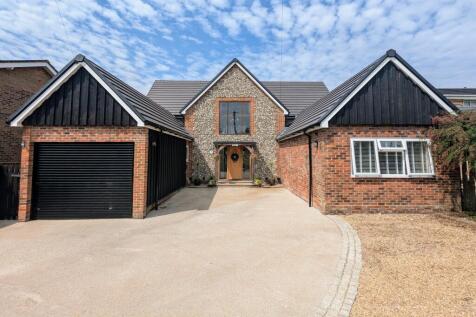 CATISFIELD LANE, CATISFIELD 4 bed detached house for sale