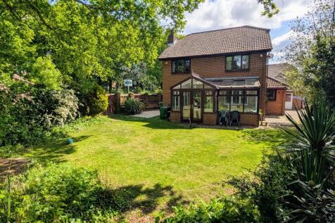 GIFFORD CLOSE, FAREHAM 4 bed detached house for sale