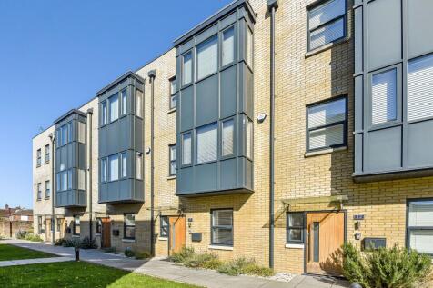 WYKEHAM PLACE, FAREHAM 4 bed house for sale