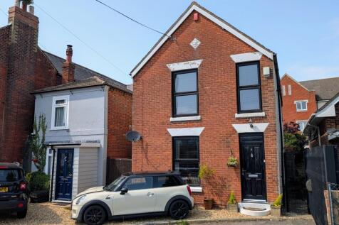 MALTHOUSE LANE, FAREHAM 4 bed detached house for sale