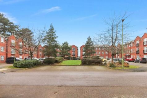 Lime Tree Court, London Colney... 2 bed flat for sale