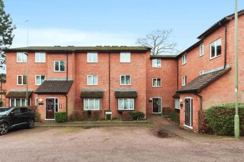 Darwin Close, London 2 bed flat for sale