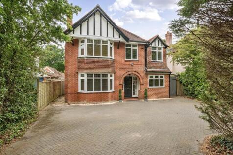 Bournemouth Road, Chandler's Ford 4 bed detached house for sale