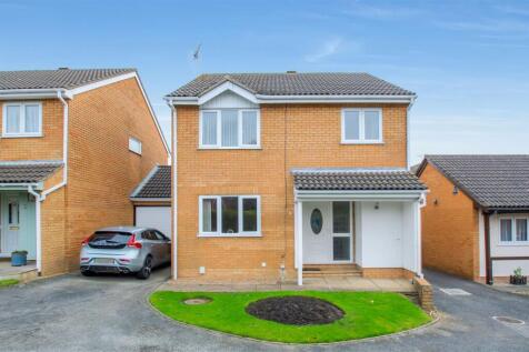 Lophams Close, Haverhill CB9 4 bed link detached house for sale