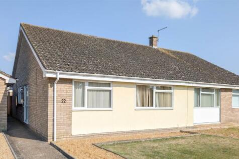 2 bedroom semi-detached bungalow for sale