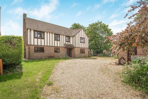 Bury Road, Kentford CB8 5 bed detached house for sale