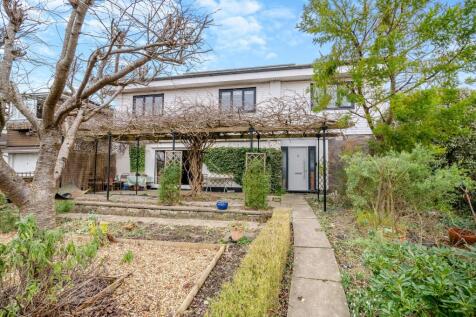 Orchard Rise, Pwllmeyric, Chepstow 4 bed detached house for sale