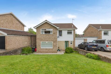 Huntfield Road, Chepstow 4 bed detached house for sale